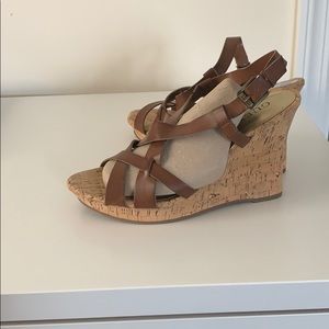 GUESS platform shoes